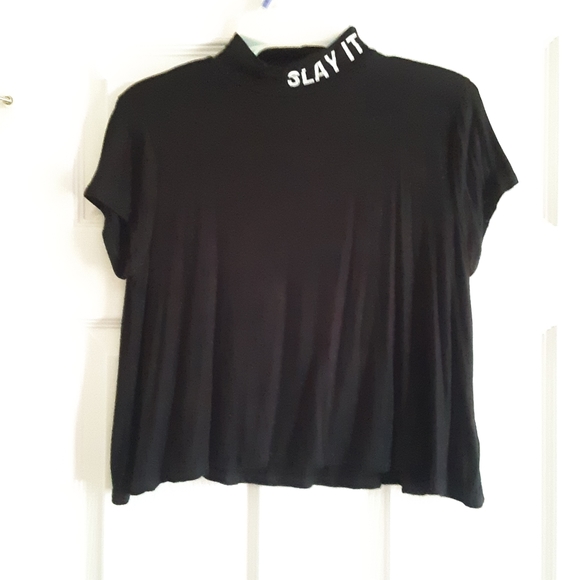 For @uniquenpink ... "Slay It" Crop Top - Picture 2 of 5